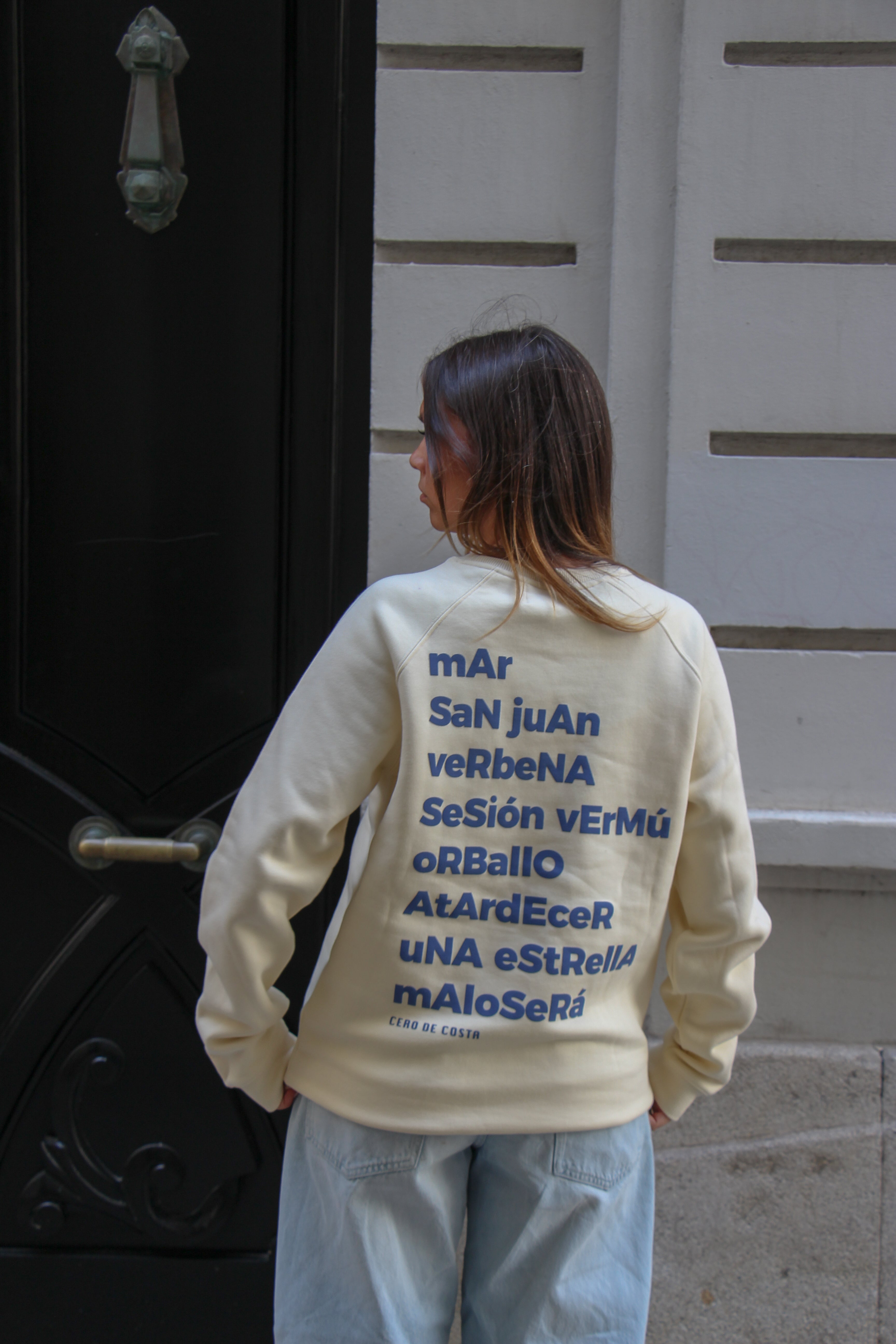 SUDADERA "MORRIÑA" NATA/AZUL